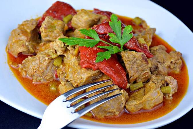 ESTOFADO DE CORDERO CON VERDURAS