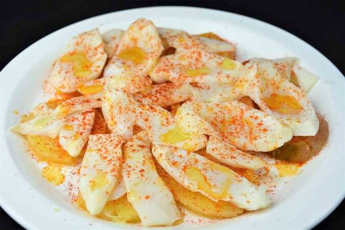 ENSALADA DE BACALAO CON PIMENTÓN