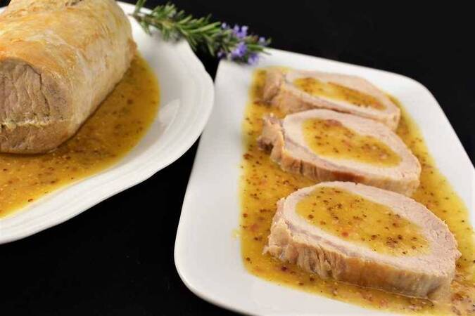 LOMO DE CERDO AL HORNO CON SALSA AGRIDULCE