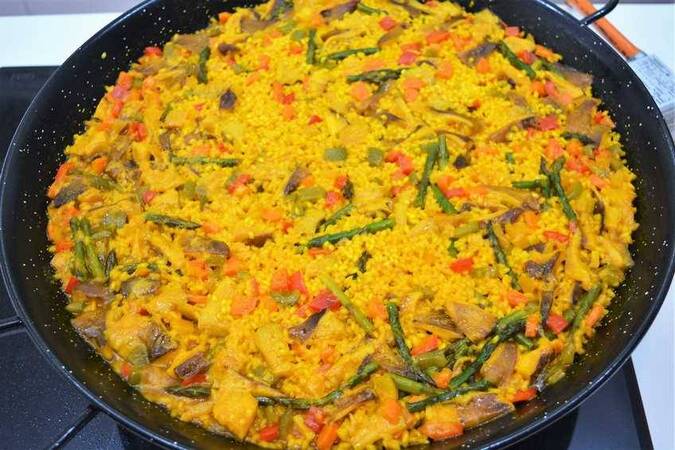 ARROZ CON VERDURAS PARA VEGETARIANOS Y VEGANOS