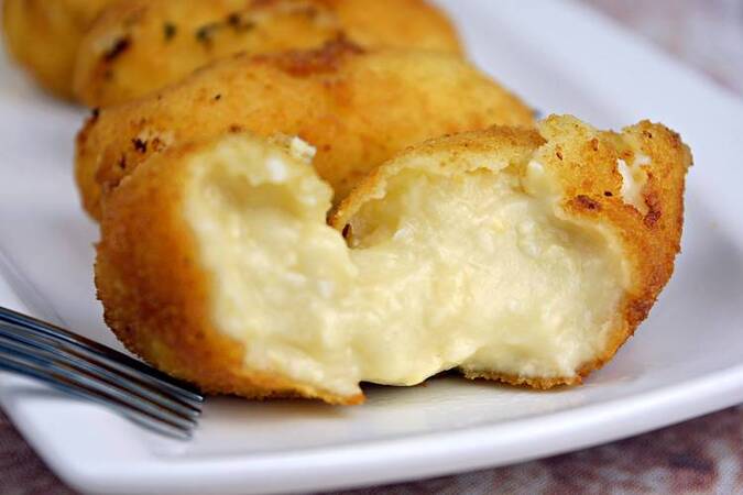Cómo hacer croquetas de pollo con queso