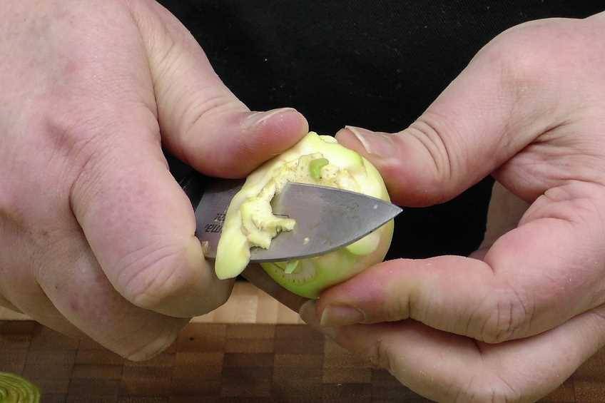  Paso 2 de Cómo pelar alcachofas y dejarlas perfectas