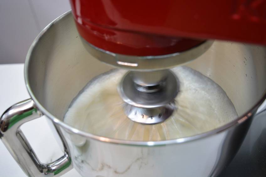  Paso 1 de Crema de queso, receta casera