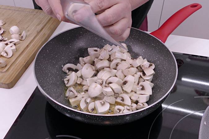 Cocinar los champiñones