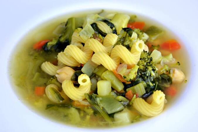 SOPA DE VERDURAS PARA DIETA