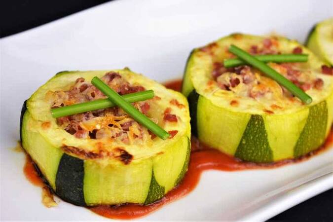 PINCHOS DE CALABACÍN GRATINADOS