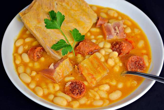 ALUBIAS BLANCAS A LA RIOJANA