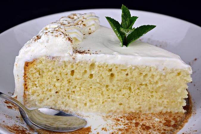 TARTA TRES LECHES