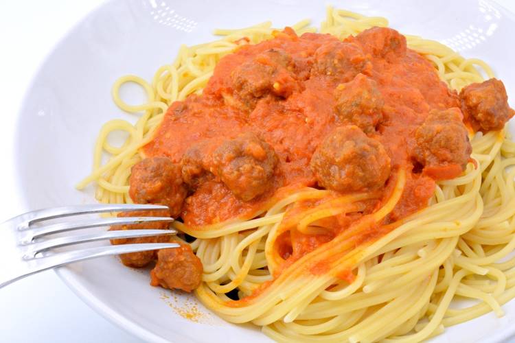 Recetas en Mycook Touch, espaguetis con albóndigas