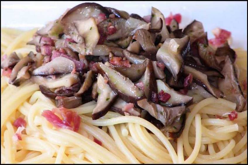 Espaguetis con hongos para dieta